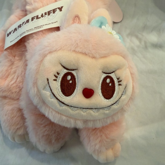 Pop Mart Mokoko Warm Fluffy Scarf - Picture 3 of 4